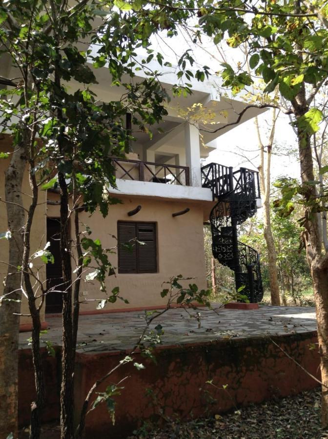 Monsoon Forest Tala  Exterior photo